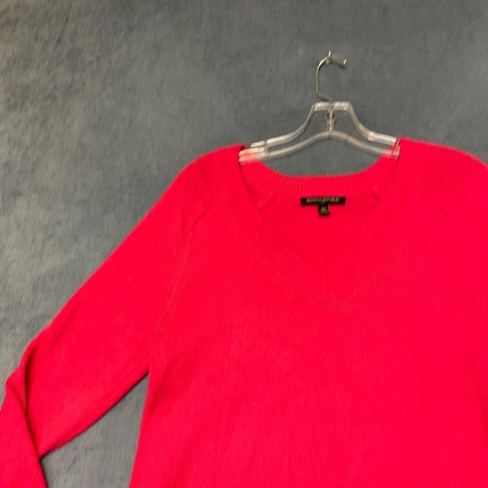 Banana Republic Sweater Womens XS Red V-Neck Ribbed Hem Long Sleeve Pullover